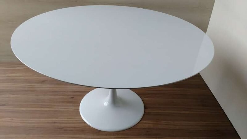 Mesa Saarinen Jantar Oval Laqueada - Imagem 2
